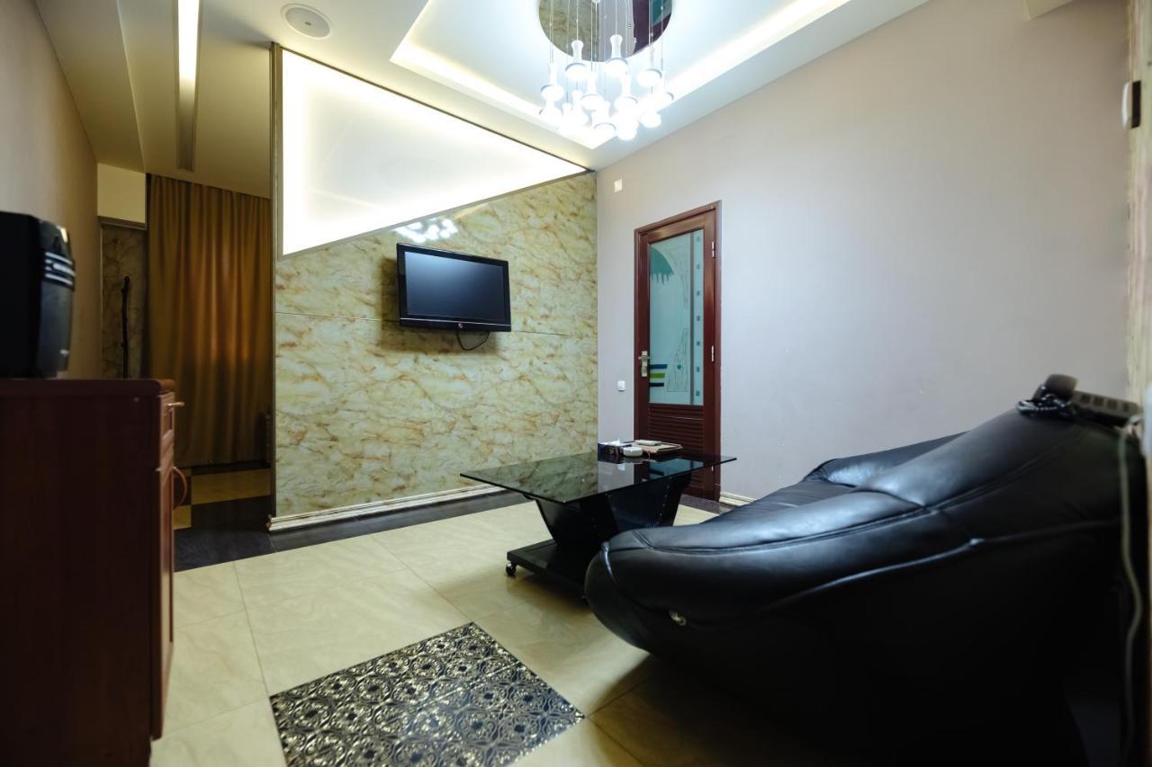 יירבאן Golden Seconds Hotel מראה חיצוני תמונה