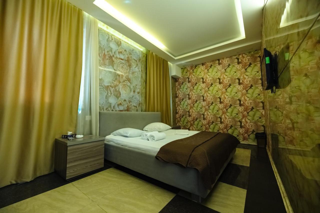 יירבאן Golden Seconds Hotel מראה חיצוני תמונה