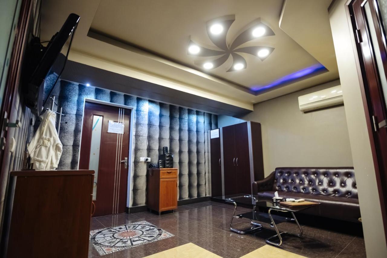 יירבאן Golden Seconds Hotel מראה חיצוני תמונה