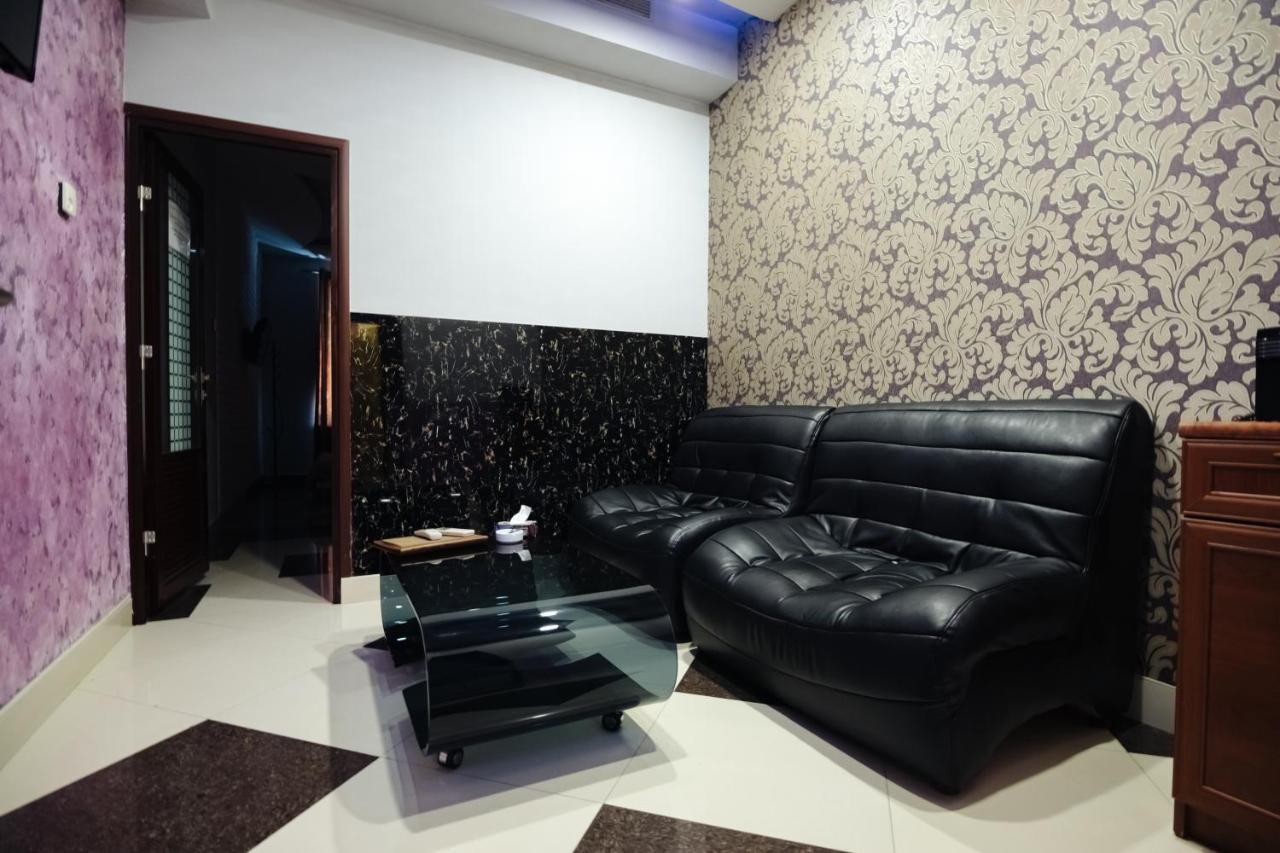 יירבאן Golden Seconds Hotel מראה חיצוני תמונה