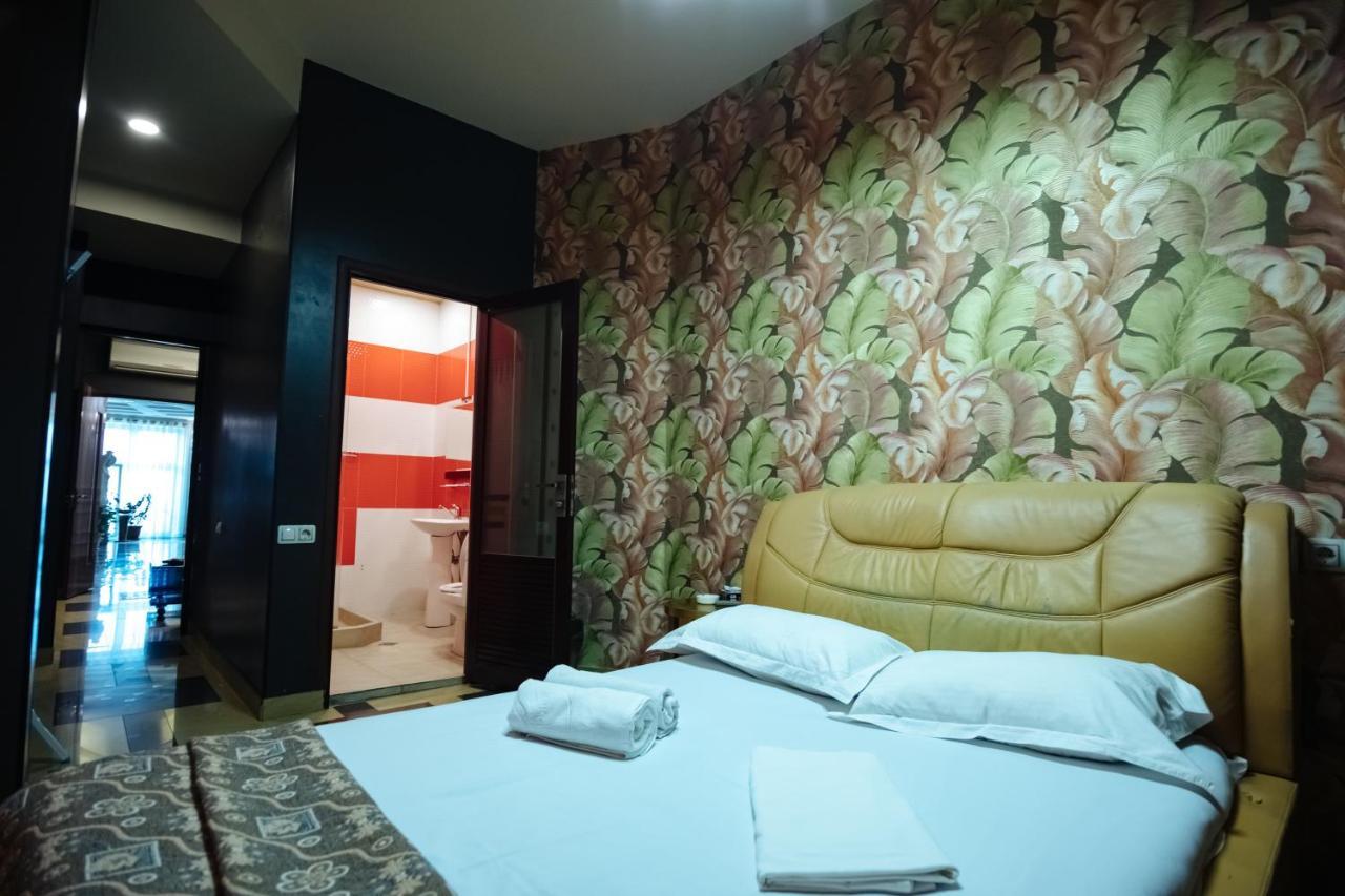 יירבאן Golden Seconds Hotel מראה חיצוני תמונה