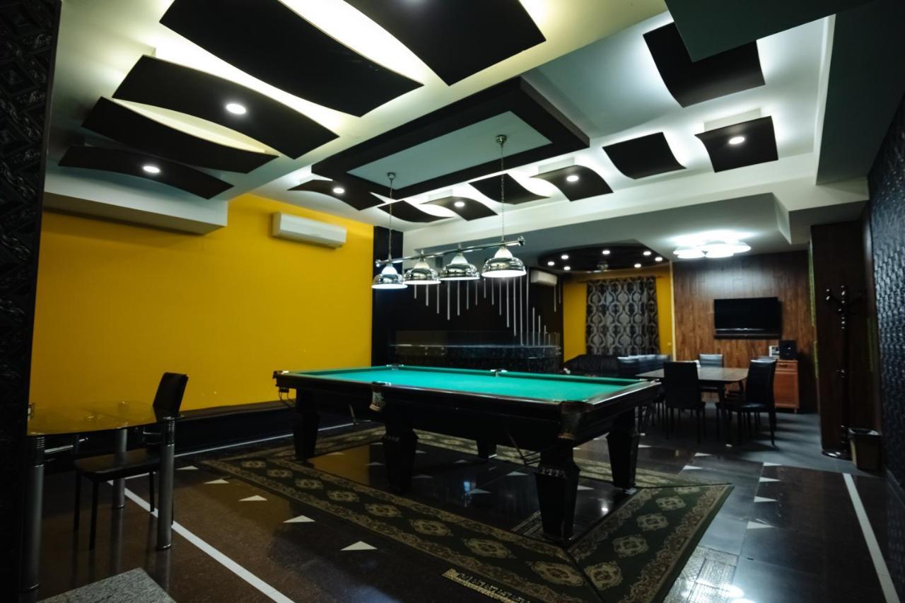 יירבאן Golden Seconds Hotel מראה חיצוני תמונה