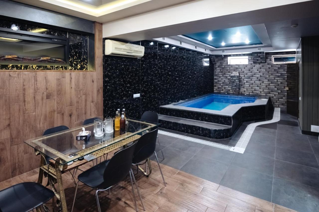 יירבאן Golden Seconds Hotel מראה חיצוני תמונה