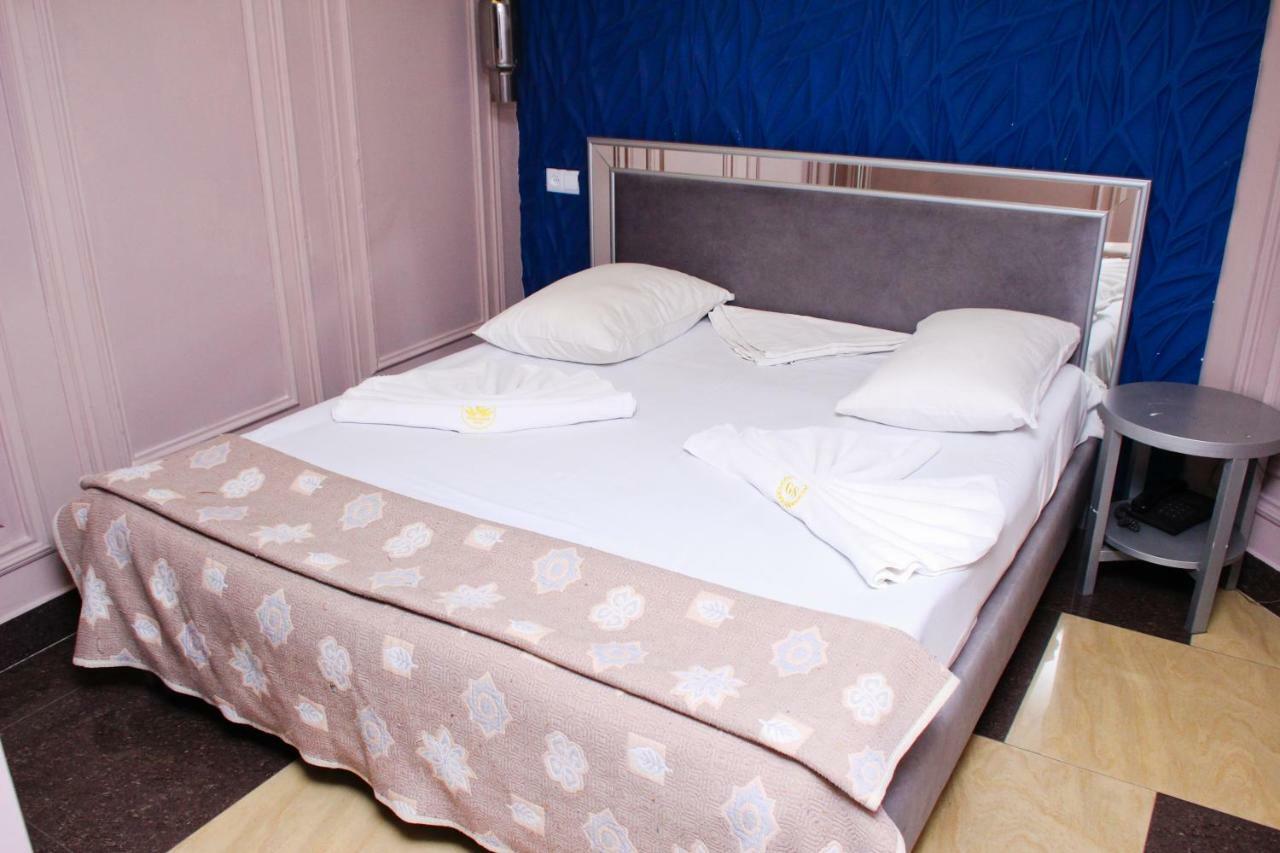 יירבאן Golden Seconds Hotel מראה חיצוני תמונה