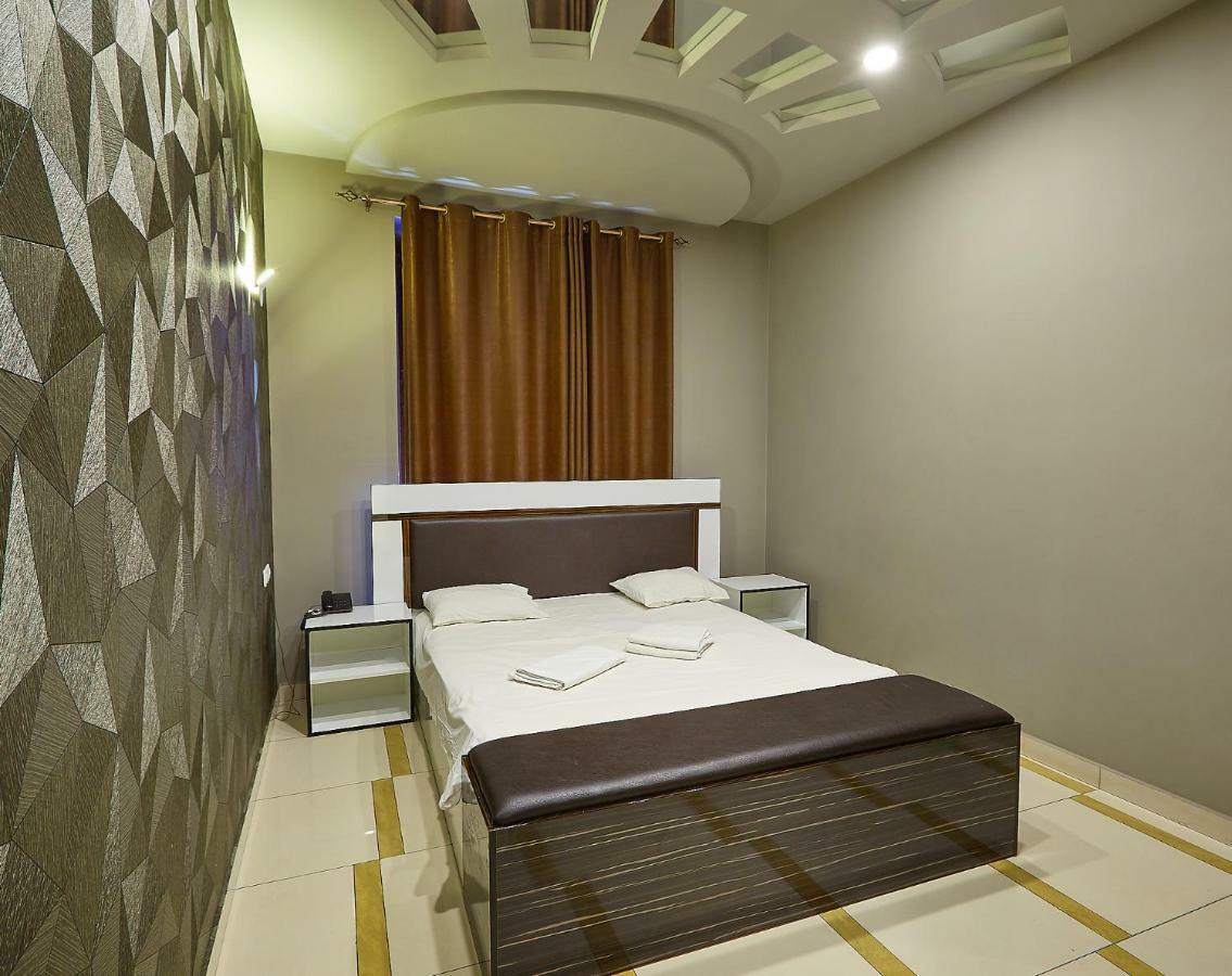 יירבאן Golden Seconds Hotel מראה חיצוני תמונה