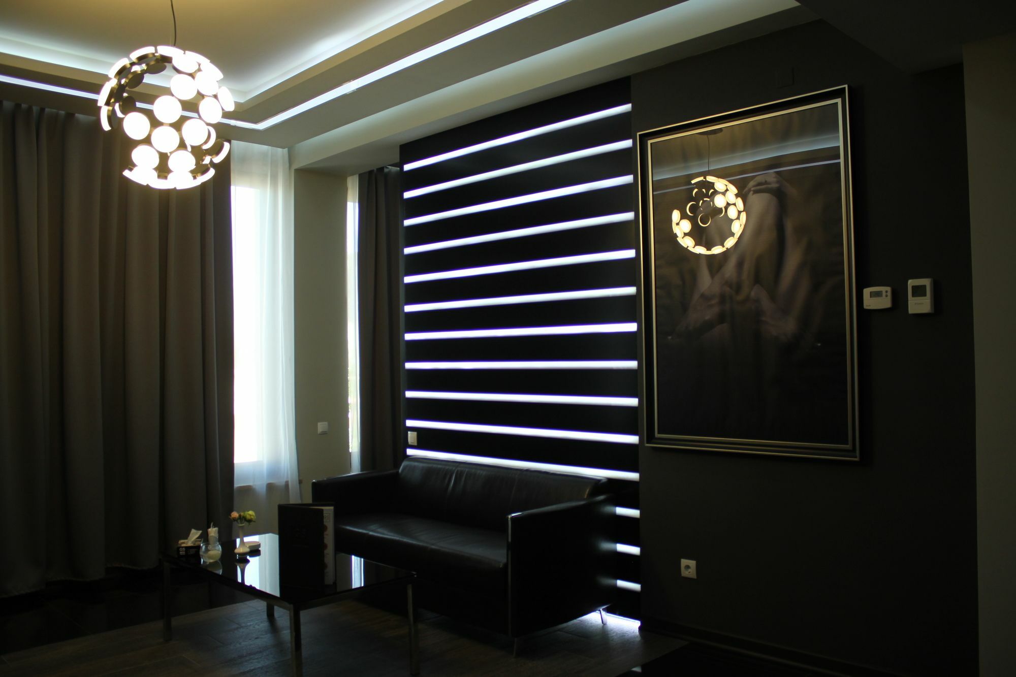 יירבאן Golden Seconds Hotel מראה חיצוני תמונה