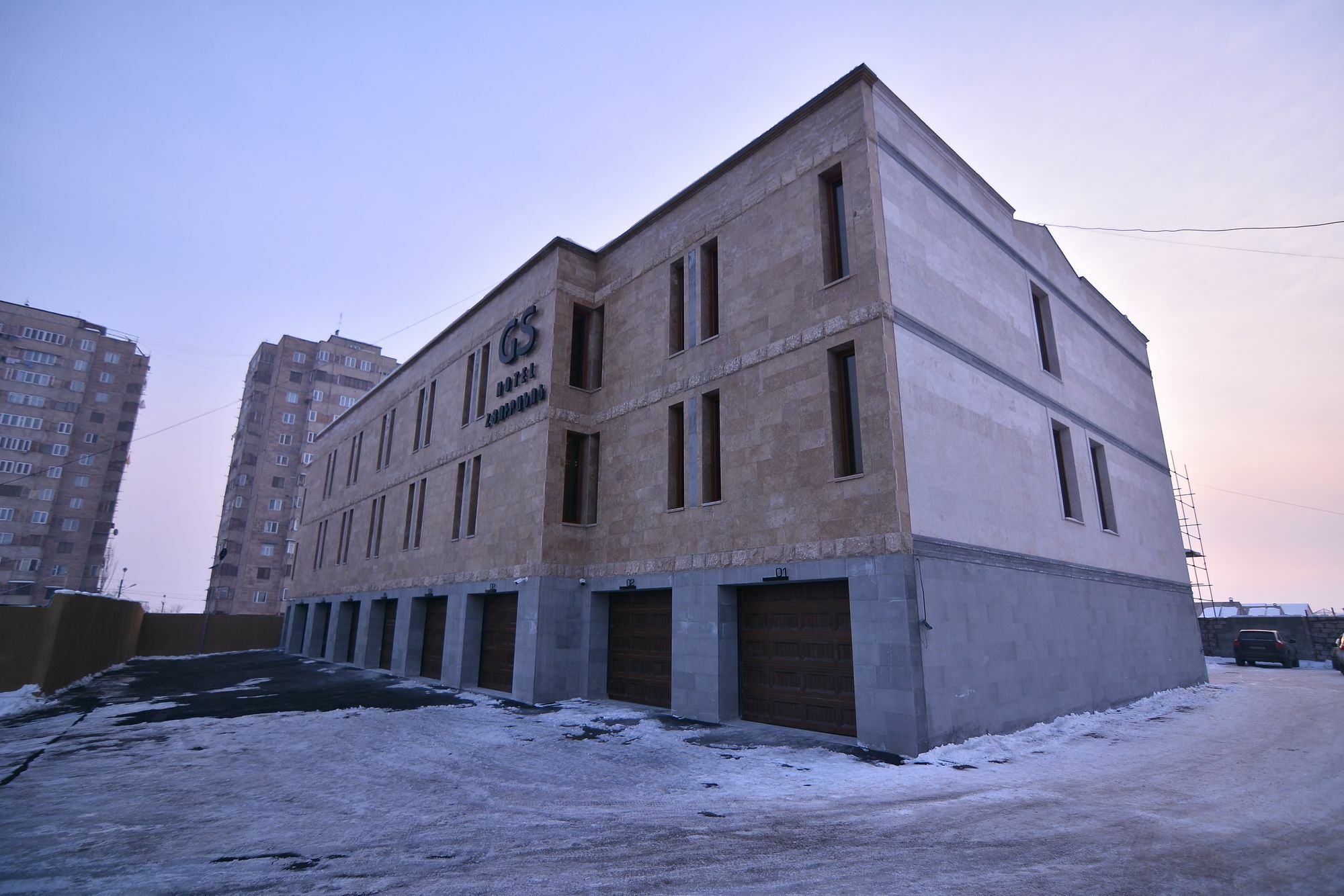 יירבאן Golden Seconds Hotel מראה חיצוני תמונה